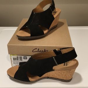 Clarks Helio Float4 Wedge Sandals, Black, Size 7 1/2